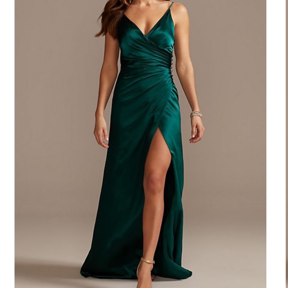 David’s Bridal Charmeuse Bridesmaids Dress Sz 24, color Gem